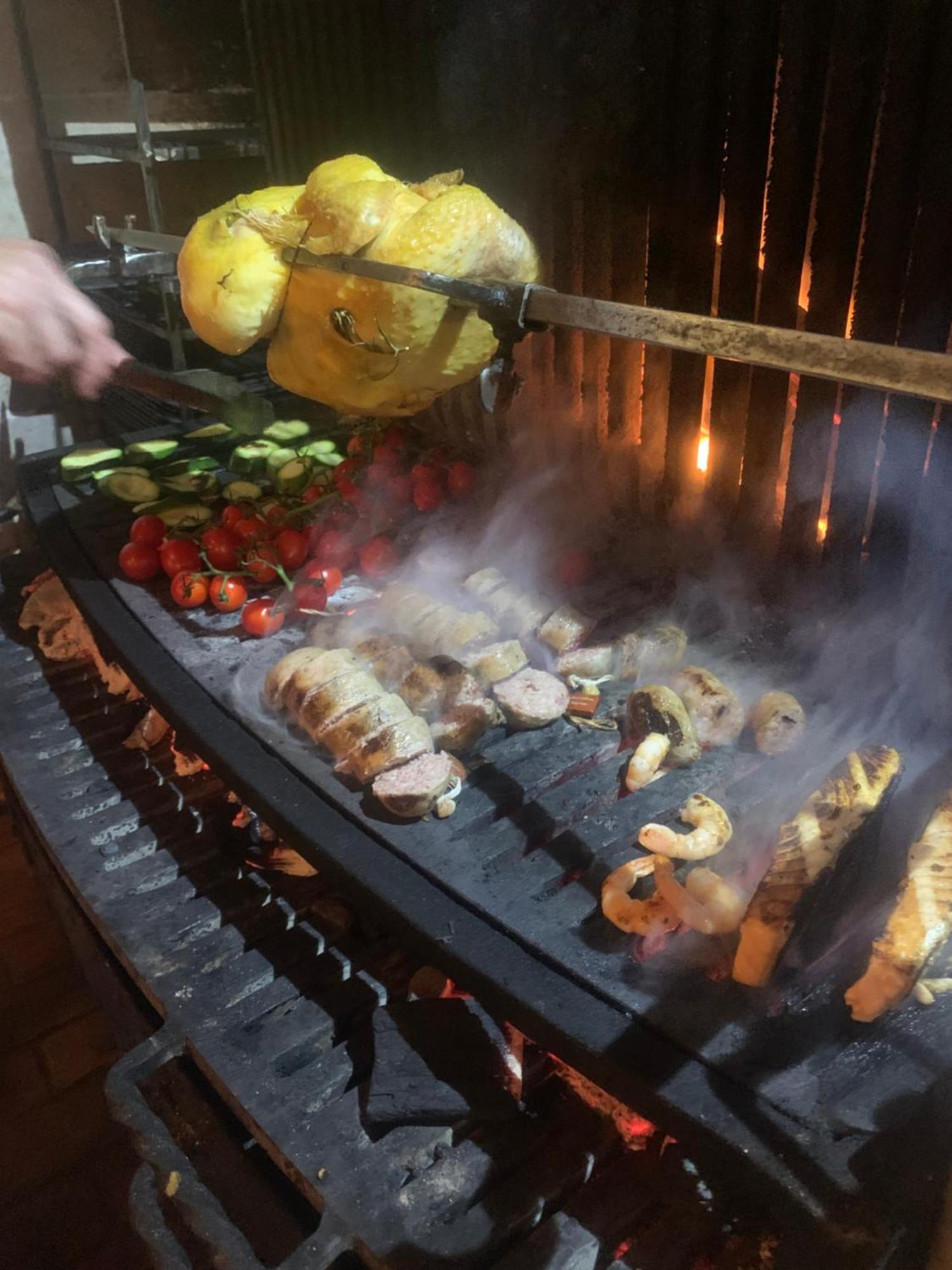 格兰德酒店 博让西 外观 照片